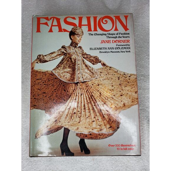 Vintage Fashion By Jane Dorner Book 1974 Octopus Books Limited Hardback Original - Picture 1 of 9